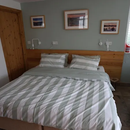 אכסניה Lynton *