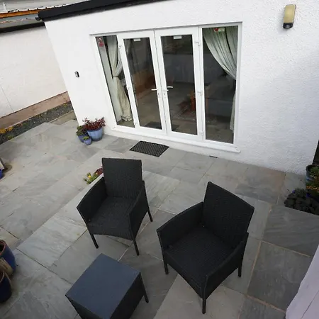 Lodge Lynton *