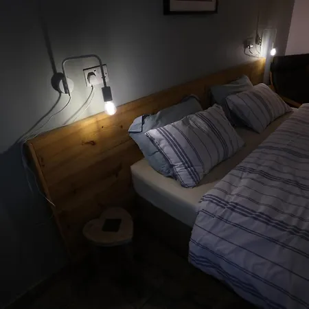 Lynton Orman Evi Keswick (Cumbria)